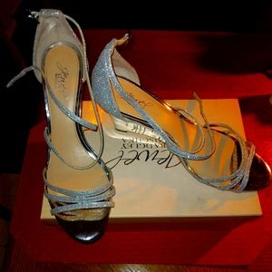 Jewel Badgley Mischka Sandals - Used
